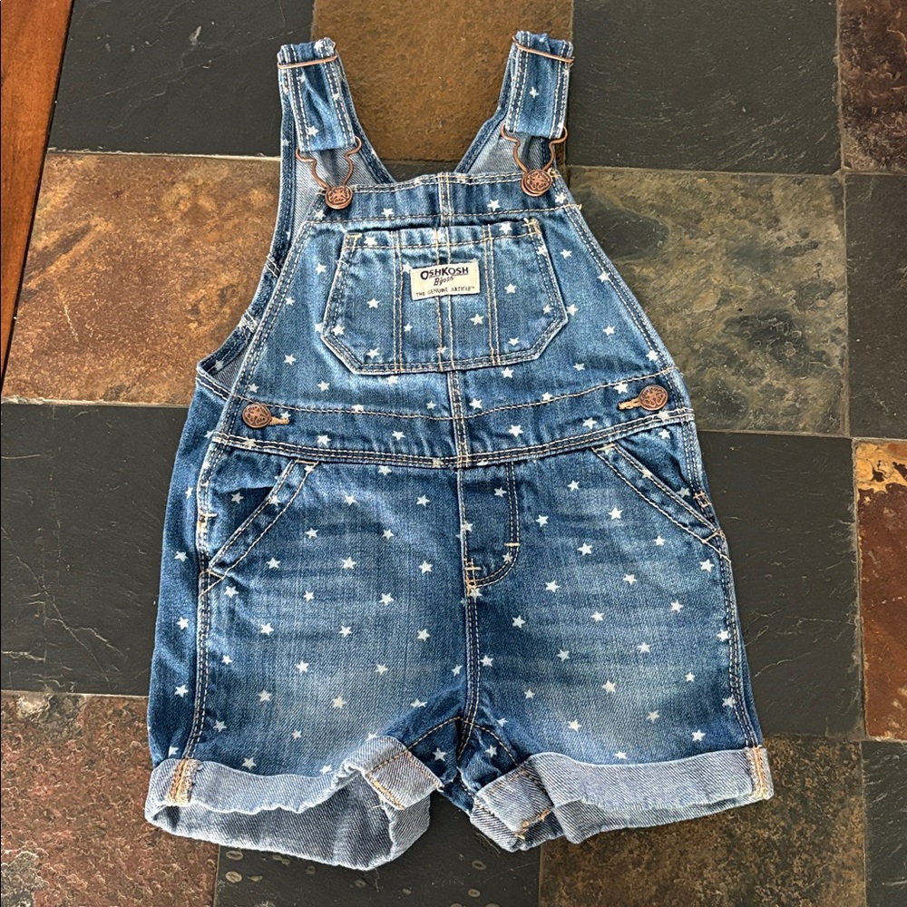 OshKosh Overall Shorts girls size 12-18 months.